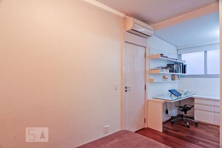 Apartamento à venda com 120m², 2 quartos e 2 vagasSuíte 1