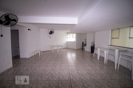 Apartamento para alugar com 65m², 2 quartos e 1 vagaÁrea comum - Salão de festas