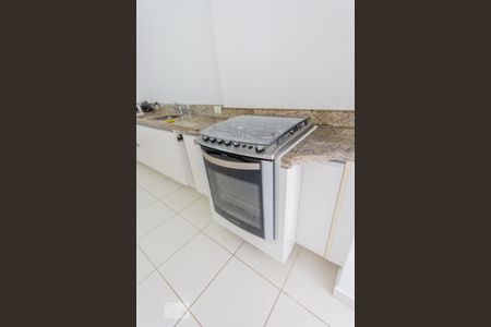 Apartamento à venda com 92m², 2 quartos e 2 vagas Apartamento à venda com 92m², 2 quartos e 2 vagasFogão