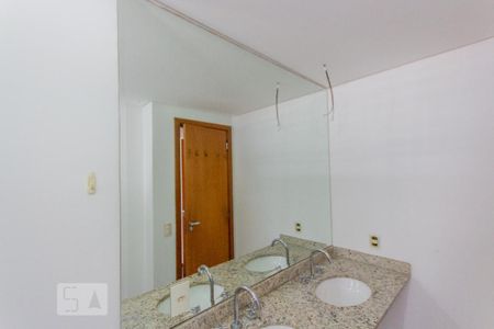 Apartamento à venda com 92m², 2 quartos e 2 vagas Apartamento à venda com 92m², 2 quartos e 2 vagasEspelho