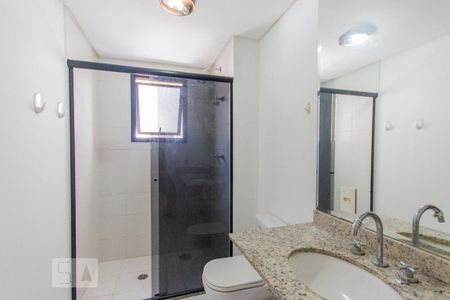 Apartamento à venda com 92m², 2 quartos e 2 vagas Apartamento à venda com 92m², 2 quartos e 2 vagasBanheiro da Suíte 2