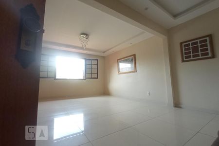 Sala de casa para alugar com 2 quartos, 75m² em Chacrinha, Nova Iguaçu