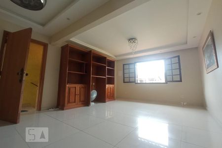 Sala de casa para alugar com 2 quartos, 75m² em Chacrinha, Nova Iguaçu