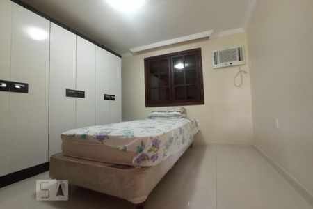 Quarto 1 de casa para alugar com 2 quartos, 75m² em Chacrinha, Nova Iguaçu