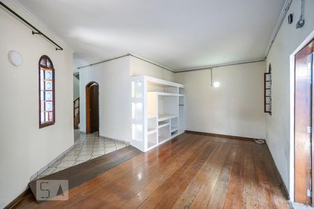 Sala de casa à venda com 5 quartos, 400m² em Vila Ré, São Paulo
