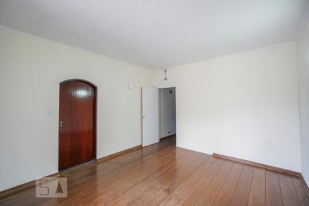 Casa à venda com 400m², 5 quartos e 8 vagas Casa à venda com 400m², 5 quartos e 8 vagasSuíte 05