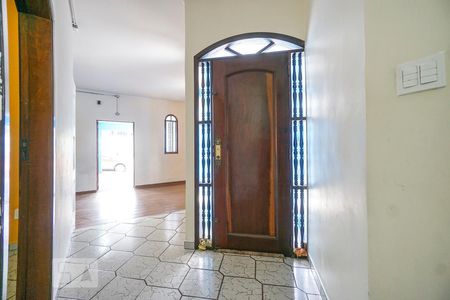 Hall de entrada de casa à venda com 5 quartos, 400m² em Vila Ré, São Paulo