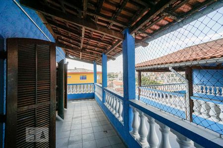 Casa à venda com 400m², 5 quartos e 8 vagas Casa à venda com 400m², 5 quartos e 8 vagasTerraço