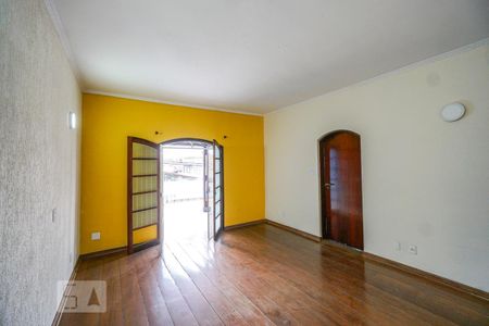 Casa à venda com 400m², 5 quartos e 8 vagas Casa à venda com 400m², 5 quartos e 8 vagasSuíte 05