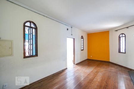 Sala de casa à venda com 5 quartos, 400m² em Vila Ré, São Paulo