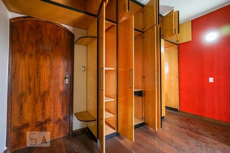 Casa à venda com 400m², 5 quartos e 8 vagas Casa à venda com 400m², 5 quartos e 8 vagasSuíte 02