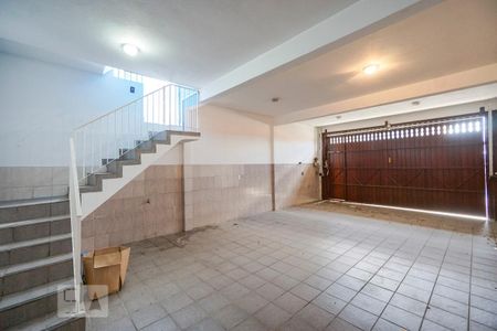 Casa à venda com 400m², 5 quartos e 8 vagas Casa à venda com 400m², 5 quartos e 8 vagasGaragem subterrânea