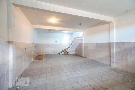 Casa à venda com 400m², 5 quartos e 8 vagas Casa à venda com 400m², 5 quartos e 8 vagasGaragem subterrânea