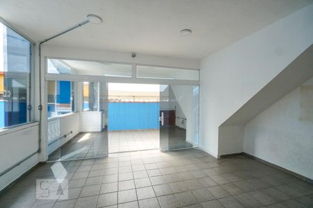 Casa à venda com 400m², 5 quartos e 8 vagas Casa à venda com 400m², 5 quartos e 8 vagasSalão