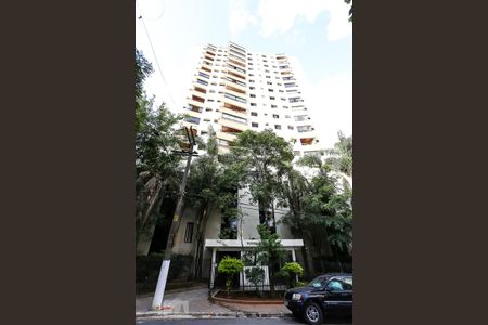 Apartamento para alugar com 54m², 2 quartos e 1 vaga Apartamento para alugar com 54m², 2 quartos e 1 vagaFachada