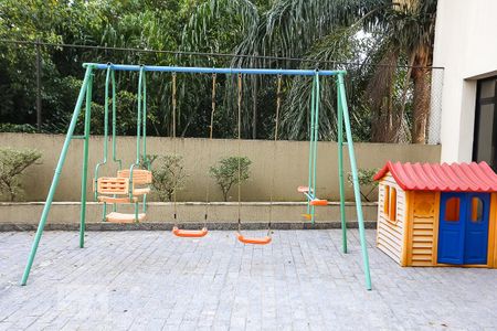 Apartamento para alugar com 54m², 2 quartos e 1 vaga Apartamento para alugar com 54m², 2 quartos e 1 vagaÁrea Comum - Playground