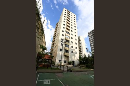 Fachada traz de apartamento para alugar com 2 quartos, 54m² em Vila Andrade, São Paulo
