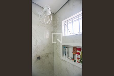 Casa para alugar com 220m², 3 quartos e 2 vagasBanheiro Suite