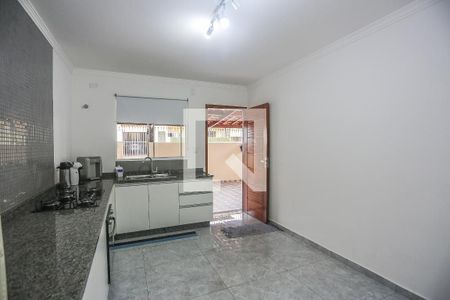 Casa para alugar com 220m², 3 quartos e 2 vagasCozinha