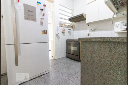 Apartamento à venda com 136m², 4 quartos e 1 vagaCozinha