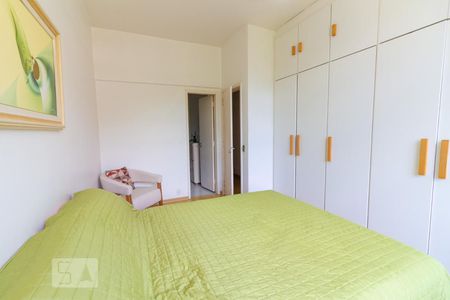 Apartamento à venda com 136m², 4 quartos e 1 vagaSuíte 1