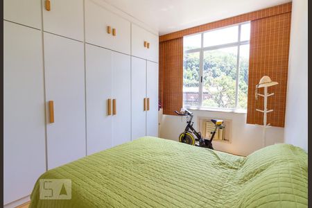 Apartamento à venda com 136m², 4 quartos e 1 vagaSuíte 1