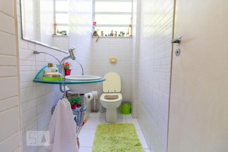 Apartamento à venda com 136m², 4 quartos e 1 vagaBanheiro 3