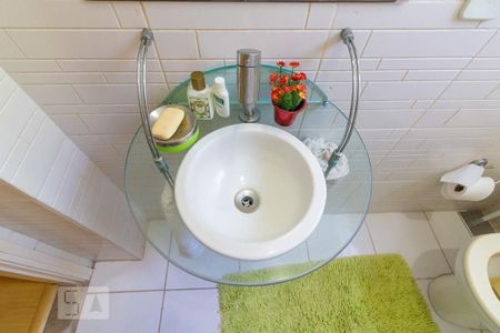 Apartamento à venda com 136m², 4 quartos e 1 vagaDetalhe do Banheiro 3 - Pia