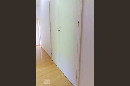 Apartamento à venda com 136m², 4 quartos e 1 vagaDetalhe da Sala - Armário