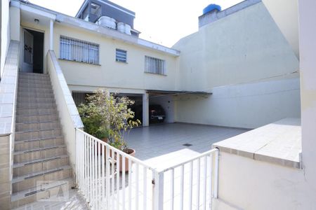 Casa à venda com 300m², 4 quartos e 5 vagasEntrada Casa 2