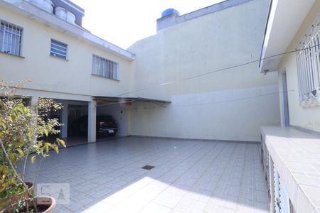 Casa à venda com 300m², 4 quartos e 5 vagasQuintal