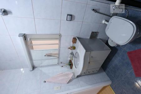 Casa à venda com 300m², 4 quartos e 5 vagasBanheiro - Casa 2