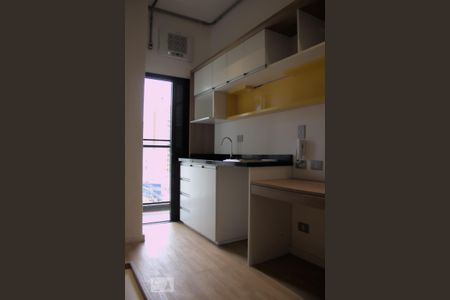 Quarto / Cozinha de kitnet/studio para alugar com 1 quarto, 12m² em Campos Elíseos, São Paulo