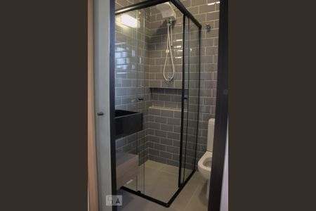Banheiro de kitnet/studio para alugar com 1 quarto, 12m² em Campos Elíseos, São Paulo
