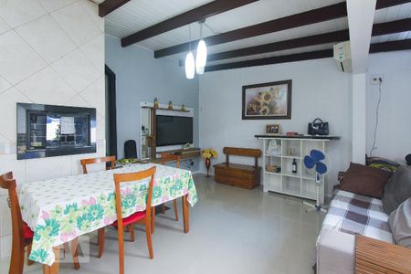 Casa à venda com 145m², 4 quartos e 3 vagas Casa à venda com 145m², 4 quartos e 3 vagasSALA 2 E COZINHA