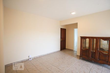 Apartamento à venda com 70m², 2 quartos e 1 vaga Apartamento à venda com 70m², 2 quartos e 1 vagaSala
