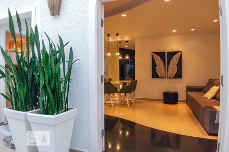 Casa à venda com 233m², 3 quartos e 2 vagasSala