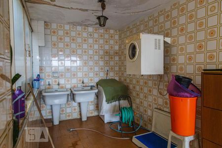 Casa à venda com 495m², 5 quartos e 5 vagasÁrea de Serviço