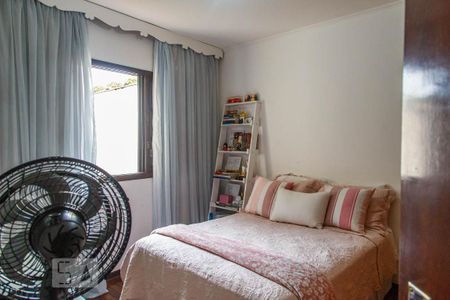 Casa à venda com 495m², 5 quartos e 5 vagasQuarto 2