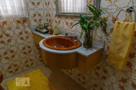 Casa à venda com 495m², 5 quartos e 5 vagasLavabo