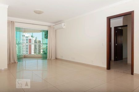 Sala de apartamento para alugar com 3 quartos, 115m² em Centro, Uberlândia
