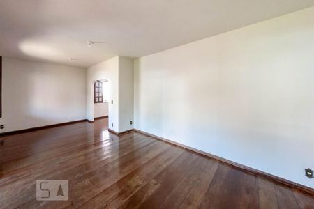 Sala de casa para alugar com 4 quartos, 300m² em Jardim Montanhês, Belo Horizonte
