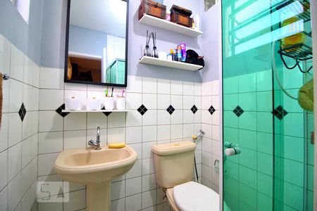 Banheiro da Suíte de casa à venda com 3 quartos, 250m² em Vila Alice, Santo André