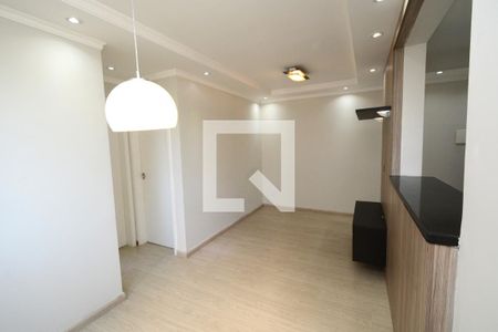 Sala de apartamento para alugar com 2 quartos, 50m² em Jardim Lallo, São Paulo