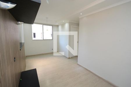 Sala de apartamento para alugar com 2 quartos, 50m² em Jardim Lallo, São Paulo
