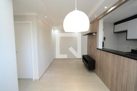 Sala de apartamento para alugar com 2 quartos, 50m² em Jardim Lallo, São Paulo