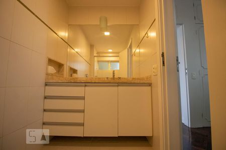 Apartamento para alugar com 108m², 3 quartos e 1 vagaBanheiro da Suíte