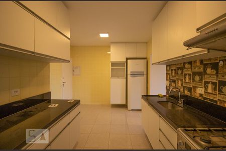 Apartamento para alugar com 108m², 3 quartos e 1 vagaCozinha