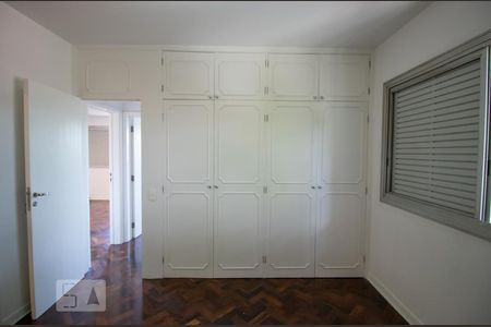 Apartamento para alugar com 108m², 3 quartos e 1 vagaQuarto Suíte