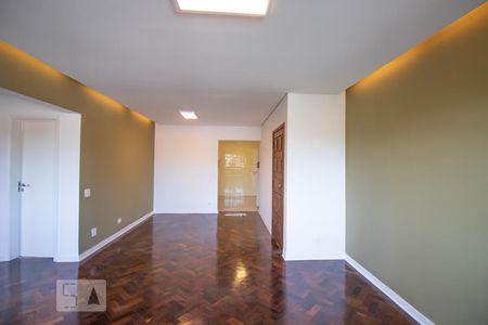 Sala de apartamento para alugar com 3 quartos, 108m² em Planalto Paulista, São Paulo